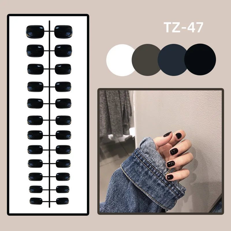 24Pcs Halloween False Nails Ghosts Bats Fake Nails Short Square Press on Nails Full Cover Nail Tips Manicure Tools