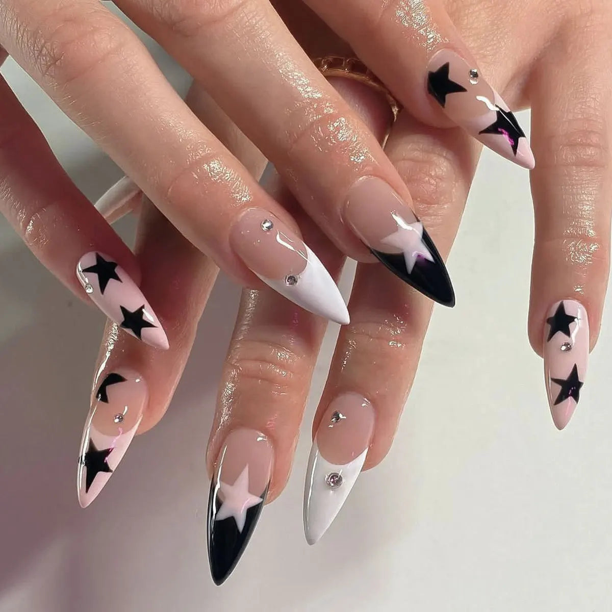 Short Square Fake Nails Y2K Style Nails Press on White/Black French Tips Star Diamond Designs False Nails for y2k Girls 24Pcs